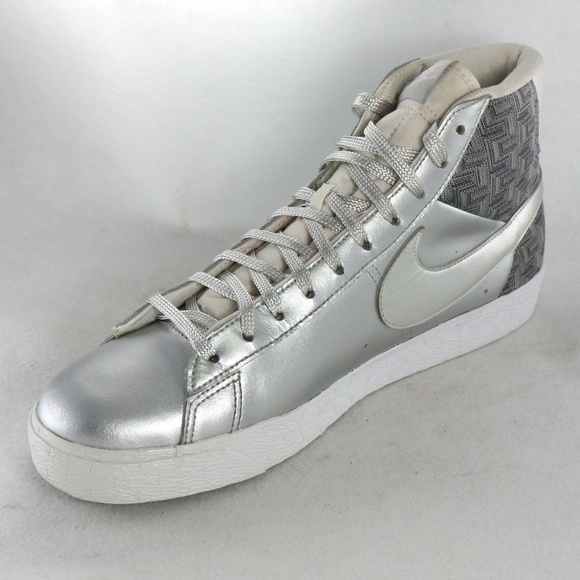 Pair NIKE Blazer SP Metallic Silver/White Sneakers VTG Sz 10 US M 11.5 W - Picture 3 of 8